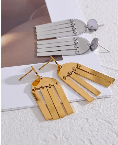 Fringes earring