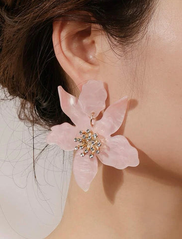 Geometric shaped earrings