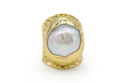 Double Mother of pearl and Black pearl Ring (r)